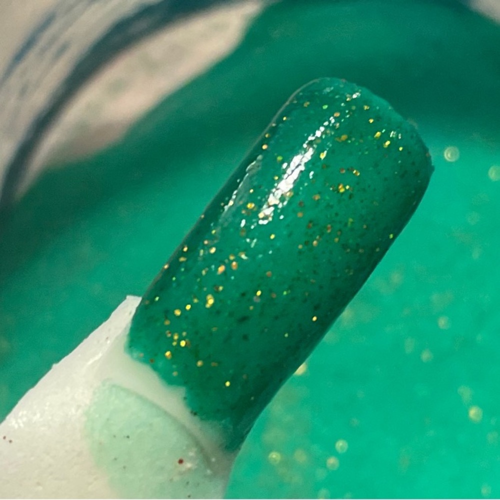 Nail dip powder